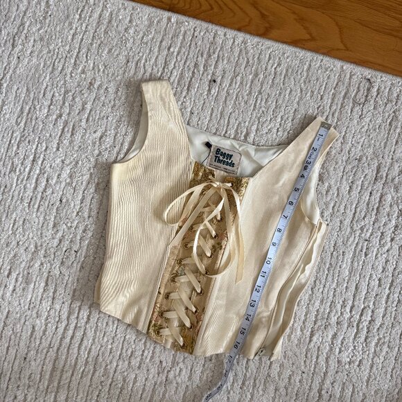 Baggy Threads Vintage Corset - Picture 3 of 4